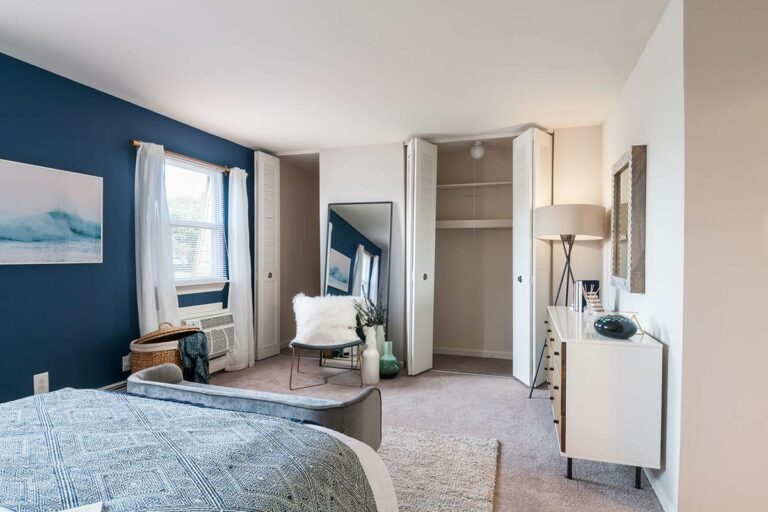 The Metropolitan Runnemede - Apartment Interior bedroom